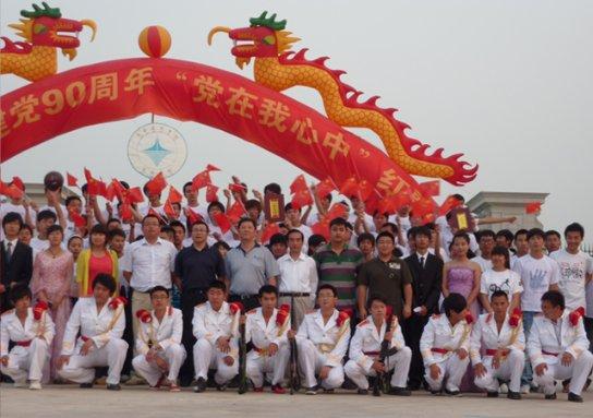 有没有学长学姐告知一下，新闻学这个专业的就业前景究竟如何？游戏画面